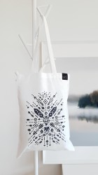 Medžiaginis maišelis - Ornamentas iš strėlių bei rodyklių / Baltas / Ilgos rankenos - Nešu.lt